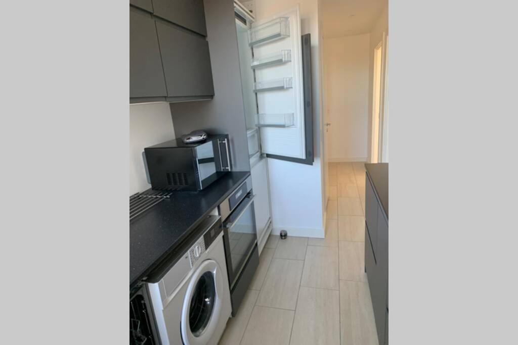 Appartement 300 M To Metro: 5 Min Airport/12 Min Copenhagen C Extérieur photo